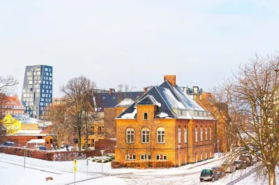 Туристы зимы в Копенгагене редакционное стоковое фото. изображение  насчитывающей снежок - 111485493