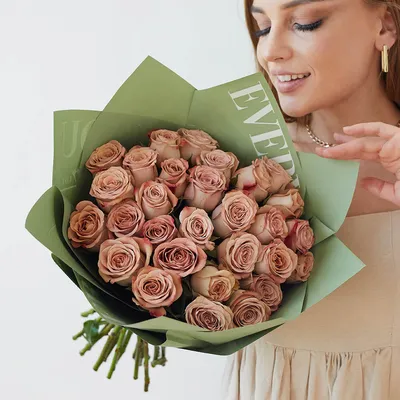 Розы кустовые Femke — купить в Красноярске. Свежие цветы на  интернет-аукционе Au.ru