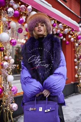 Женские модные куртки с мехом лисы купить по лучшим ценам в Москве - CITY  FURS Пуховики - Пуховики с мехом лисы