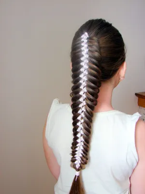 Французская обратная коса ( тугая или брейд) для Вики 😍🌾! Идеальная  причёска для школы или детского сада ✨! #косы #обучениеплетениюкос #… |  Instagram