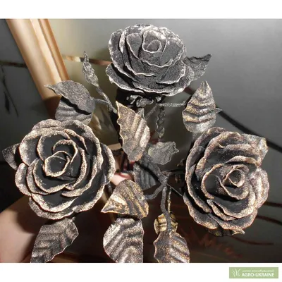 Купить Кованые розы в вазе ручной работы по цене 15 500 руб. в интернет  магазине Железные братья