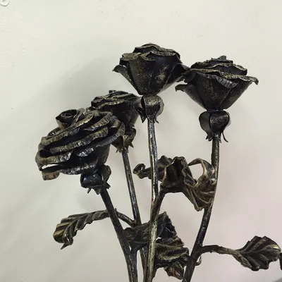 Нет бренда Подарки@Сувениры Кованая роза на подставке цветок сувенир