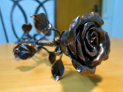 Кованые розы элементы цветка изготовление из металла в подарок