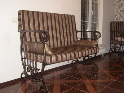 Фабрика кованой мебели \"Металлдекор\" - Наша кованая мебель для прихожей 😍  Как известно, первое впечатление о вашем доме 👫гости получают в прихожей.  Если ⛓кованые изделия украсят вашу прихожую - ваши гости будут
