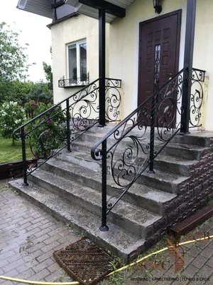 Кованые перила на крыльцо