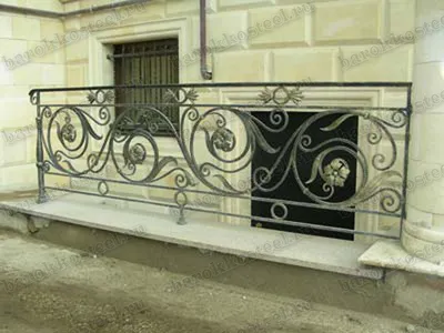 Кованые перила на балкон классика: продажа, цена в Запорожье. Лестницы от  \"МиД групп\" - 770794582