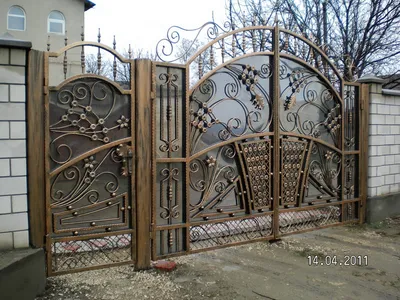 Кованые ворота и калитки с установкой под ключ в Москве на заказ - Good  Zabor
