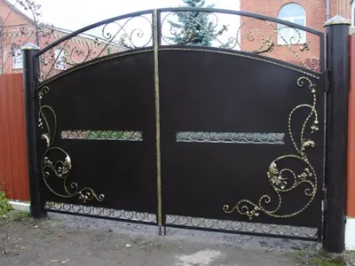 Кованые ворота и калитки от Металл Дизайн — купить в Казани по цене 2500  руб. за кв. м на СтройПортал