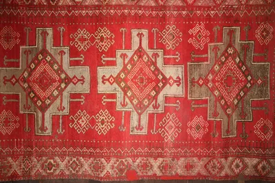 Дизайнерские ковры ручной работы на заказ а Москве