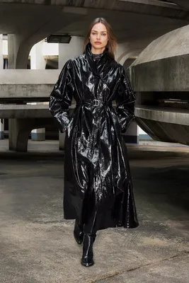 Кожаное пальто черного цвета, как у Гленн Клоуз в «Роковом влечении» — вещь  вне времени | Vogue Russia