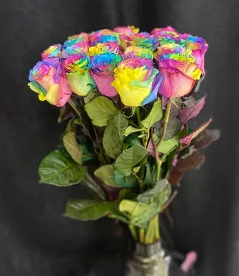 Разноцветные розы недорого: 15 цветков по цене 3714 ₽ - купить в RoseMarkt  с доставкой по Санкт-Петербургу