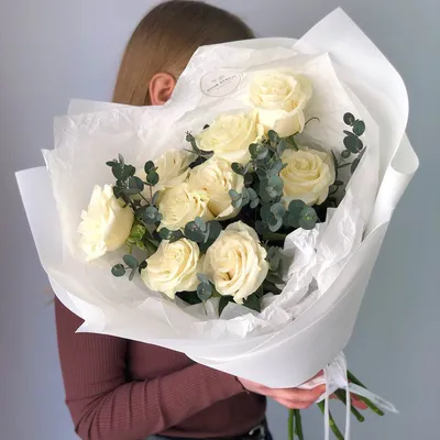 25 белых роз (40 см) с доставкой по Москве – цветы от 💐🌹🌷 Палитра 🌷🌹💐