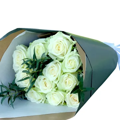 Красивые белые розы на белой таблице Стоковое Фото - изображение  насчитывающей съемка, освещение: 110893190