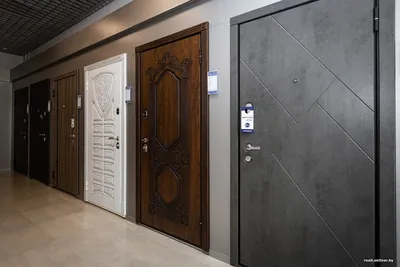 Классические алюминиевые двери «АЛЮТЕХ» | Купить алюминиевые входные двери  в России