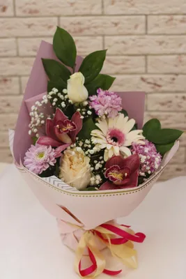Разноцветные розы недорого: 21 цветок по цене 3192 ₽ - купить в RoseMarkt с  доставкой по Санкт-Петербургу