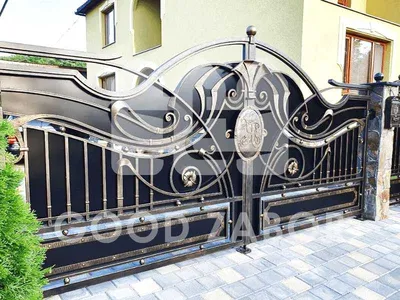 Ворота в Белгороде: откатные, распашные, автоматические. Кованые ворота с  профлистом - размеры и цены.