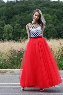 Красная юбка фото фотографии