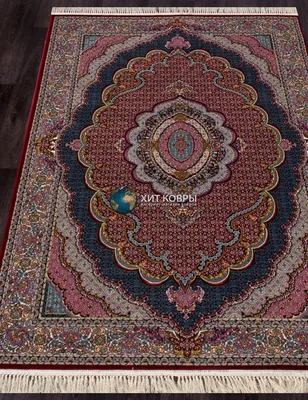 Красные ковры с традиционными картинами на поле мечети Suleymaniye XVI века  с яркими светами Редакционное Изображение - изображение насчитывающей  фонарик, восточно: 63410030