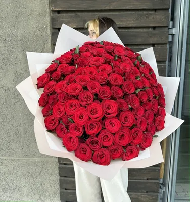 Букет из 51 розы \"Красные розы\" – купить недорого с доставкой по Москве