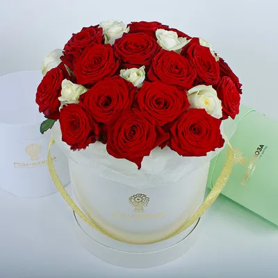 75 красных роз в коробке - 32995 букетов в Москве! Цены от 707 руб. Зеленая  Лиса , доставка за 45 минут!