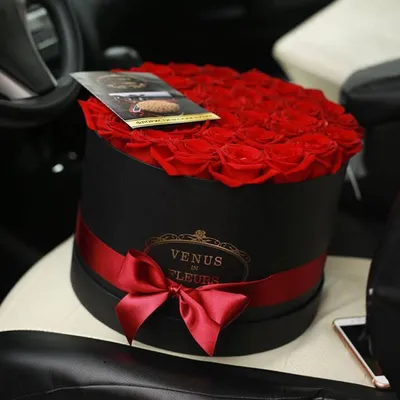 Красные розы в коробке формы сердца \"День любви\" | доставка по Москве и  области
