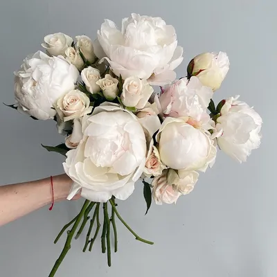 Pin by Цветы от GET BUKET on Красивые букеты цветов | Floral, Peonies,  Floral wreath