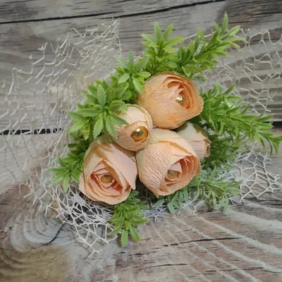 Букет из 11 розовых пионов в кремовой шляпной коробке - купить в Москве по  цене 8990 р - Magic Flower