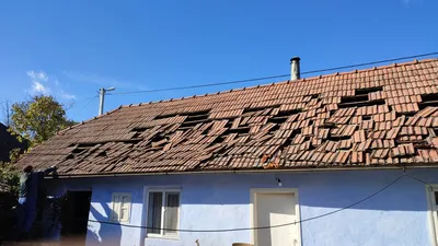 Крыши домов с мансардой - 58 фото