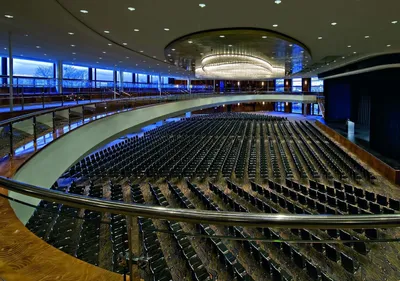 Концертный зал Crocus City Hall, Москва - «Отличный комплекс для концертов,  потрясающая акустика и обзор, хорошее расположение. Видео с концерта)» |  отзывы