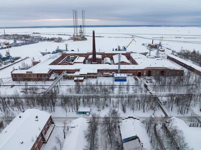 Файл:Кронштадт, Нижний Николаевский маяк сверху зимой.jpg — Путеводитель  Викигид Wikivoyage