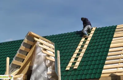 Как правильно крыть крышу металлочерепицей — крыша дома из металлочерепицы