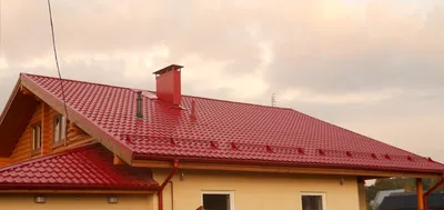 Что следует учитывать при выборе цвета крыши для вашего дома? Сочетание  цветов для крыши дома. Купить металлочерепицу в Бобруйске.