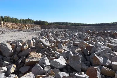 Гранитный щебень 40-70 9 куб. м. купить по доступной цене в Екатеринбурге с  доставкой