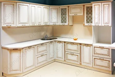 Кухня в классическом стиле с фасадами МДФ патина золото без стеновой  панели. — Кухни на заказ от Светланы Красновой в Ульяновске - купить