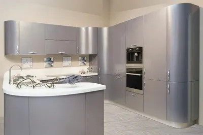 Кухня металлик: белые, черные, зеленые фасады и другие красивые фото кухни  цвета металлик!