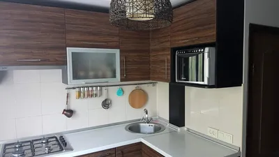 Куда поставить микроволновку на кухне: варианты размещения микроволновки на  маленькой и не очень кухне | Houzz Россия