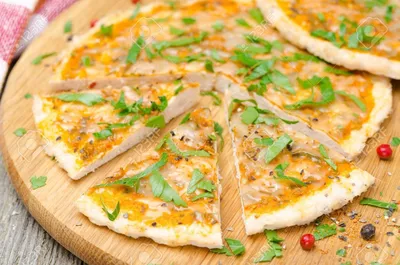 Пицца с куриной грудкой и фасолью — Серов-Пицца (Пиццерия на Луначарского)