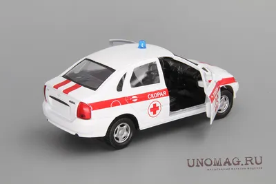 Тюнингованный Российский Автомобиль Lada Kalina — стоковые фотографии и  другие картинки Автомобиль - Автомобиль, Белый, Большой город - iStock