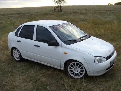 Lada Калина универсал 1.6 бензиновый 2011 | Белая Белая 116 на DRIVE2