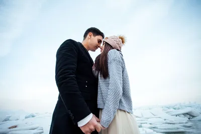 Идеи для съемки зимней love story | DiscoverWedding.ru