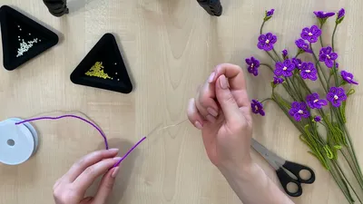 Цветы из бисера МЕДУНИЦА МК от Koshka2015 - цветы из бисера, бисероплетение  Beaded lungwort DIY - YouTube