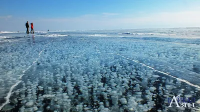 Байкал в ледяном плену: самые красивые фото замерзшего озера - 10.01.2020,  Sputnik Таджикистан