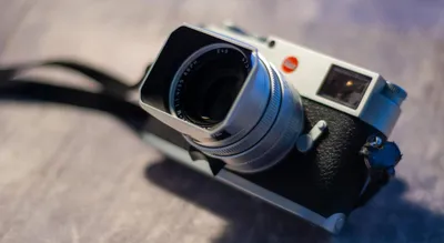 LEICA M-E Review