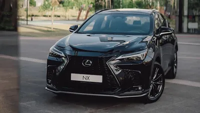 Кто возьмёт «китайца» за 4 млн рублей, если новый Lexus NX стоит столько же?