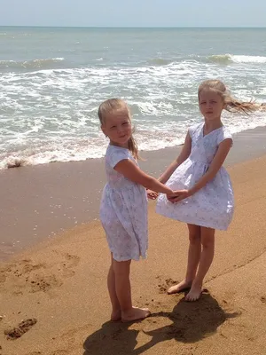 Дети на пляже ? фото для позирования на море в отпуске 2021