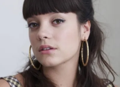 Lily Allen says fame \"became an addiction in itself\"