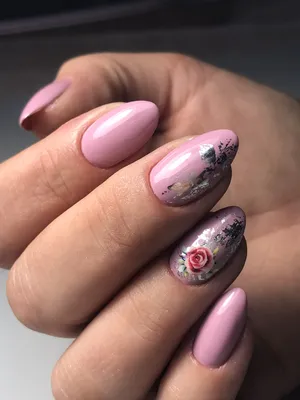 Лилии в росе | Цветочные ногти, Цветочный маникюр, Дизайнерские ногти