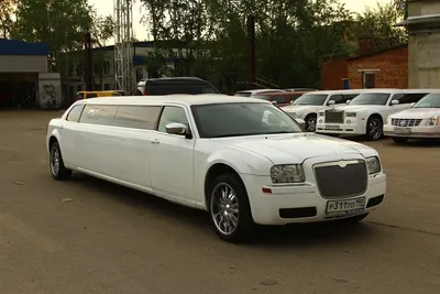Лимузин Chrysler 300C №311 прокат в Москве от 2300 рублей