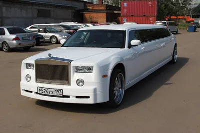 Лимузин Chrysler 300 C RR-Style №524 прокат в Москве от 2500 рублей