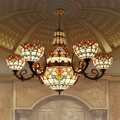 Классический светильник в стиле барокко с резьбой | Baroque furniture,  Classic furniture, Baroque decor